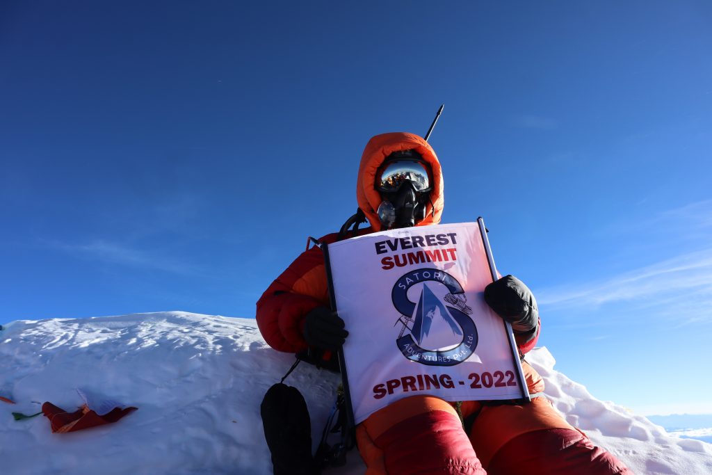 Satori Everest Summit Spring 2022