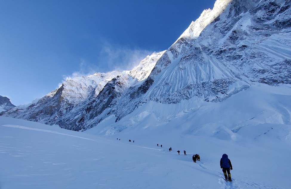 Way to Everest Camp 2