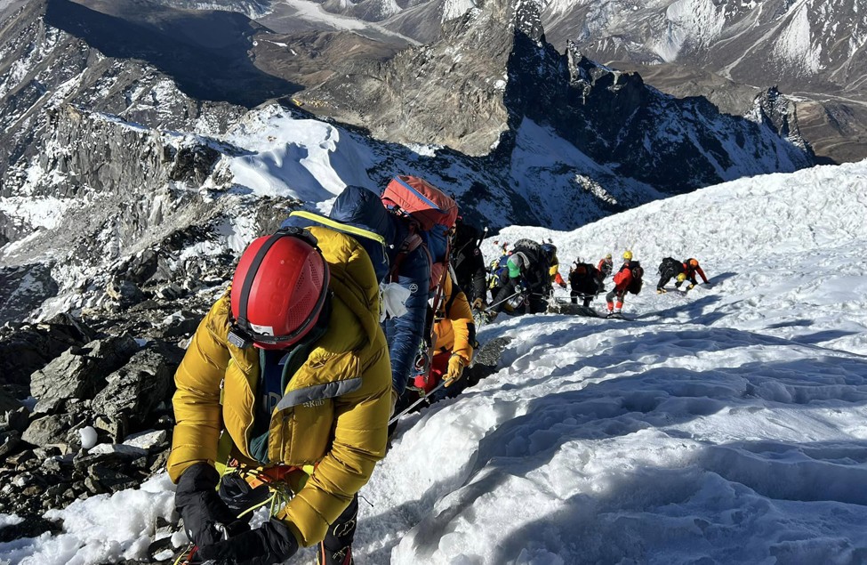 Lobuche Peak Climbing- Gear list that will help you summit